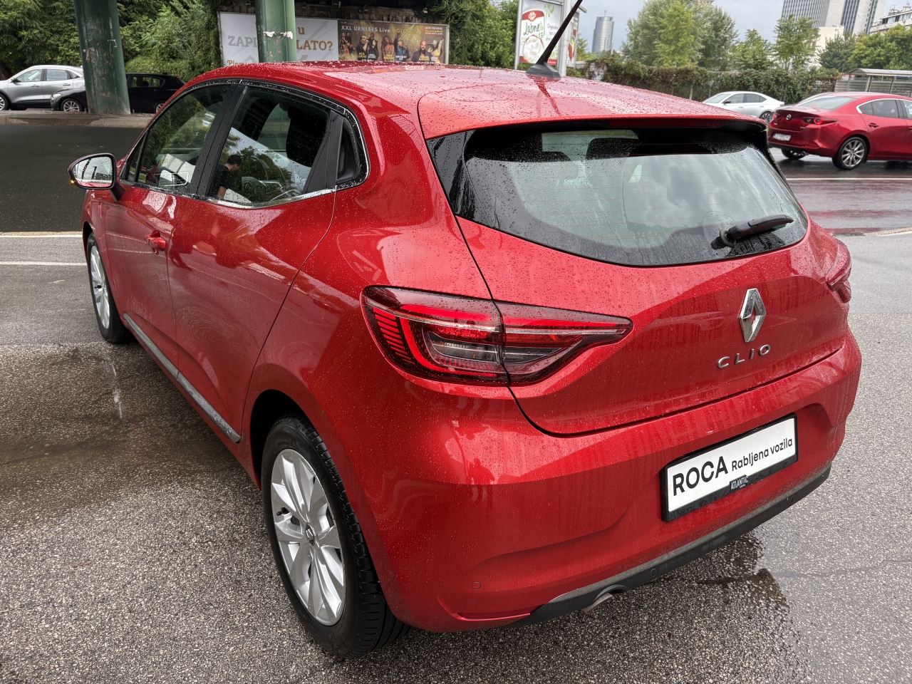Renault Captur techno TCe 140